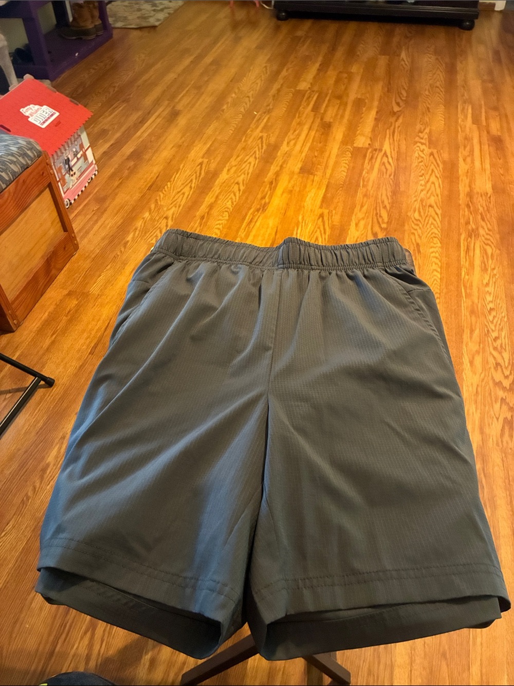 bcg Men's Athletic Elastic-Waist Gray Shorts